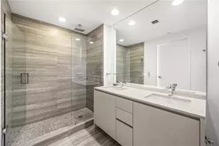 1010 Brickell Ave, Miami, FL 33131 - Photo 13
