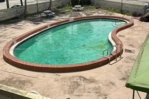 11925 NE 19th Dr, North Miami, FL 33181 - Photo 7