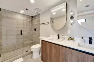 580 72nd St, Miami Beach, FL 33141 - Photo 7