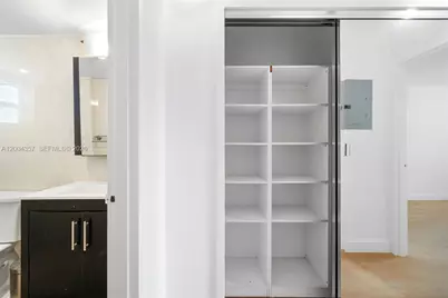 1300 Lincoln Rd #B402, Miami Beach, FL 33139 - Photo 21