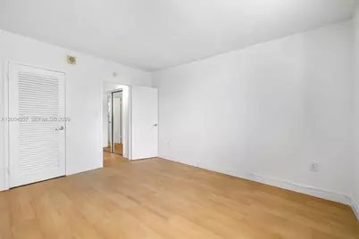 1300 Lincoln Rd #B402, Miami Beach, FL 33139 - Photo 19
