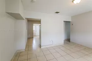 1481 NW 44th St, Miami, FL 33142 - Photo 5