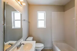 1481 NW 44th St, Miami, FL 33142 - Photo 17