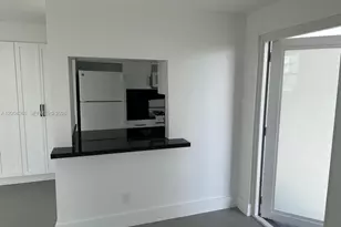 360 Meridian Ave, Miami Beach, FL 33139 - Photo 11