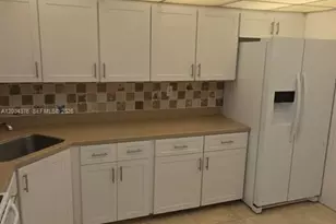 2750 NE 183rd St, Aventura, FL 33160 - Photo 5
