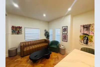 905 SW 13th Ct #905, Miami, FL 33135 - Photo 5