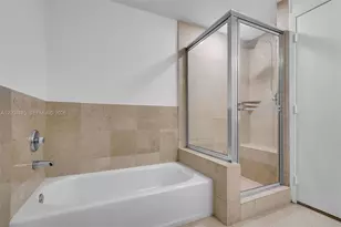 21150 E Point Pl, Aventura, FL 33180 - Photo 35