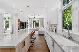 918 Santiago St, Coral Gables, FL 33134 - Photo 9