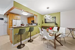 424 SE 10th St, Dania Beach, FL 33004 - Photo 1