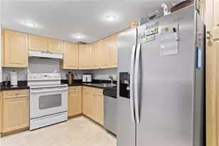 100 Bayview Dr, Sunny Isles Beach, FL 33160 - Photo 11