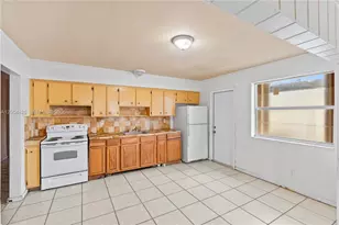 723 NW 15th Terrace, Fort Lauderdale, FL 33311 - Photo 5