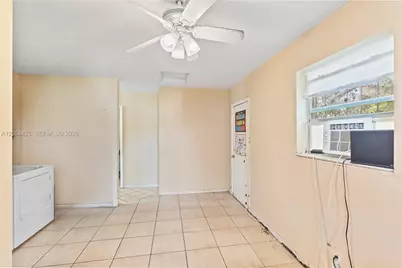 723 NW 15th Ter, Fort Lauderdale, FL 33311 - Photo 21