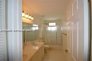 15590 NW 12th Ct, Pembroke Pines, FL 33028 - Photo 21
