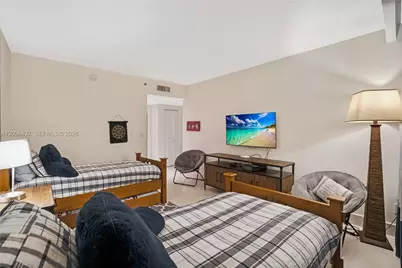 7000 Island Blvd #2802, Aventura, FL 33160 - Photo 39
