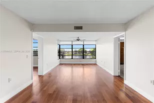 1524 Whitehall Dr, Davie, FL 33324 - Photo 5