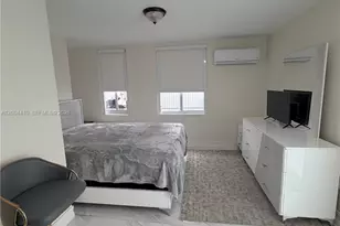 5801 NW 113th Terrace, Hialeah, FL 33012 - Photo 5