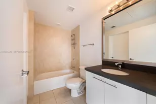 90 SW 3rd St, Miami, FL 33130 - Photo 17