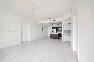 90 SW 3rd St, Miami, FL 33130 - Photo 5