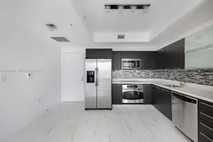 90 SW 3rd St, Miami, FL 33130 - Photo 7