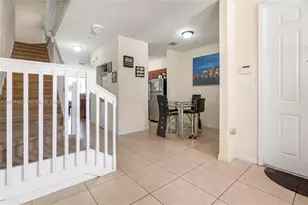 3065 SE 1st Dr, Homestead, FL 33033 - Photo 3