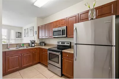 3065 SE 1st Dr #6, Homestead, FL 33033 - Photo 7