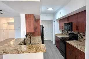 131 SW 117th Ave, Pembroke Pines, FL 33025 - Photo 7