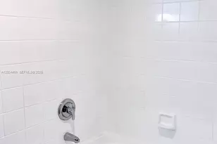 131 SW 117th Ave, Pembroke Pines, FL 33025 - Photo 11