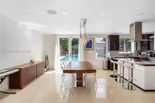 152 SW 20th Rd, Miami, FL 33129 - Photo 9