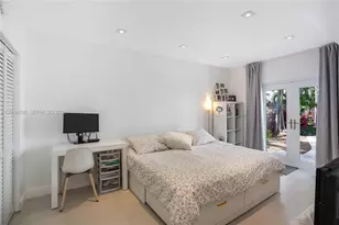 152 SW 20th Rd, Miami, FL 33129 - Photo 15