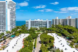 600 Grapetree Dr, Key Biscayne, FL 33149 - Photo 97