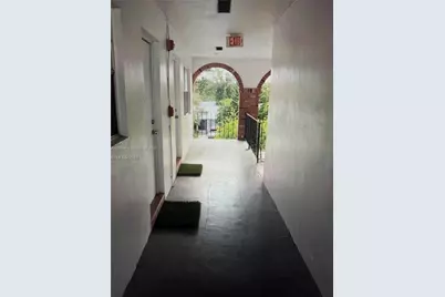 2415 Lincoln St #305, Hollywood, FL 33020 - Photo 3
