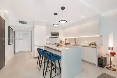 2301 Collins Ave #1440, Miami Beach, FL 33139 - Photo 9