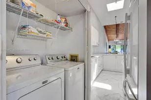 2667 S Parkview Dr, Hallandale Beach, FL 33009 - Photo 31