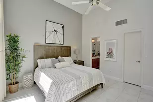 2667 S Parkview Dr, Hallandale Beach, FL 33009 - Photo 23