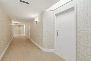 3640 Yacht Club Dr, Aventura, FL 33180 - Photo 3