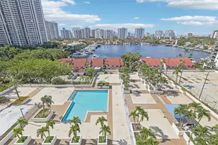 3640 Yacht Club Dr, Aventura, FL 33180 - Photo 43