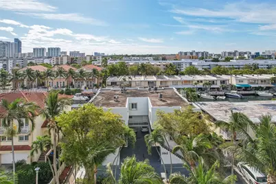 3862 NE 171st St #E, North Miami Beach, FL 33160 - Photo 37