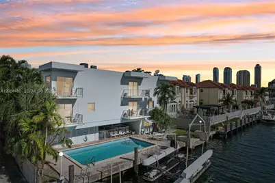 3862 NE 171st St #E, North Miami Beach, FL 33160 - Photo 1