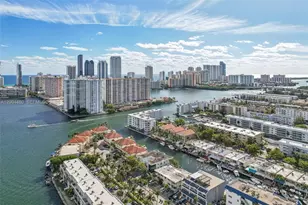 3862 NE 171 St, North Miami Beach, FL 33160 - Photo 47