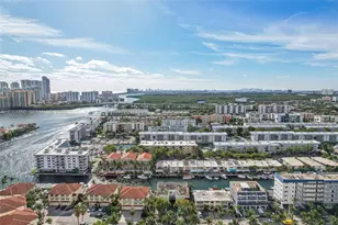 3862 NE 171 St, North Miami Beach, FL 33160 - Photo 45