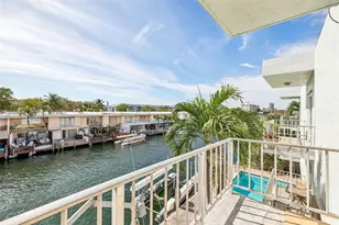 3862 NE 171 St, North Miami Beach, FL 33160 - Photo 57