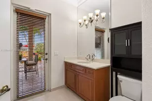 14857 SW 38th St, Davie, FL 33331 - Photo 11