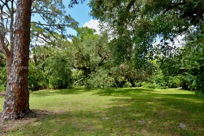 18220 Elmwood, Other City - In The State Of Florida, FL 33920 - Photo 27