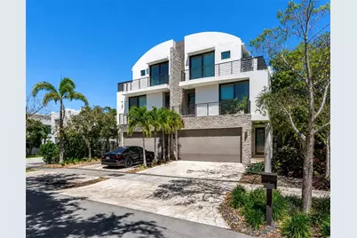 104 NE 16th Ter, Fort Lauderdale, FL 33301 - Photo 1