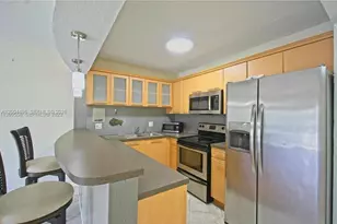 7401 SW 82nd St, Miami, FL 33143 - Photo 3