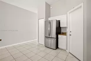 1414 E Harmony Lake Cir, Davie, FL 33324 - Photo 11