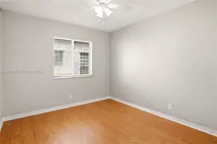 1414 E Harmony Lake Cir, Davie, FL 33324 - Photo 25