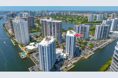 20505 E Country Club Dr #PH-38, Aventura, FL 33180 - Photo 5