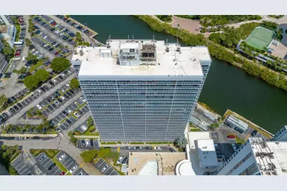 20505 E Country Club Dr #PH-38, Aventura, FL 33180 - Photo 11