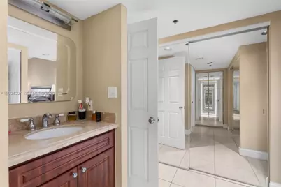 20505 E Country Club Dr #PH-38, Aventura, FL 33180 - Photo 47